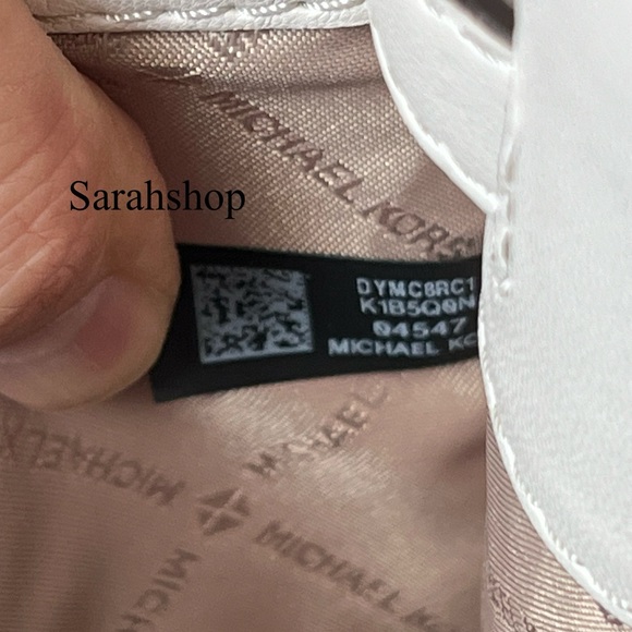 🌼Michael Kors Purse - Picture 13 of 14